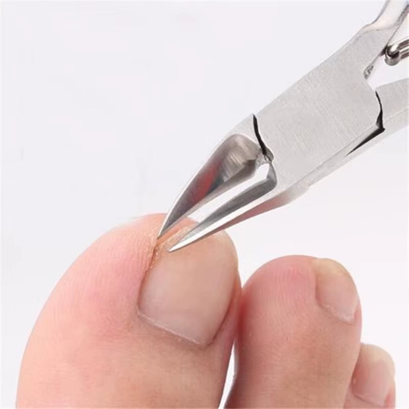 Nails Accessories Cutters for Manicure Toenail Cuticle Nipper Trimming Stainless Steel Nail Clipper Cutter Cuticle Scissor Plier