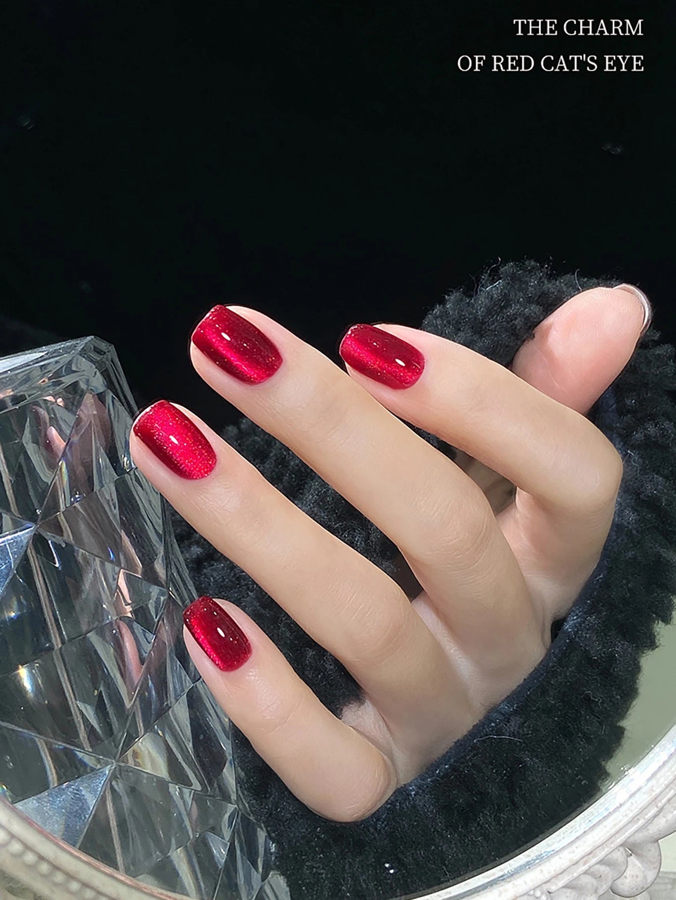 WS Autumn Winter Red Cat Eye Gel Nail Polish